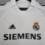 Real Madrid 2005-2006 home long-sleeved shirt - Image 9