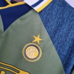 Inter Milan 1995-1996 away shirt - Image 2