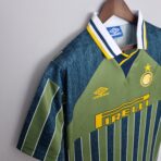 Inter Milan 1995-1996 away shirt - Image 4