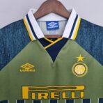 Inter Milan 1995-1996 away shirt - Image 6