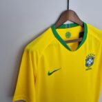 Brazil's home shirt for the 2018 season - Image 3