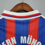 Bayern Munich 1996-1997 home shirt - Image 3