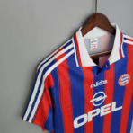 Bayern Munich 1996-1997 home shirt - Image 5
