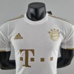 Bayern Munich 2022-2023 away shirt - Image 10