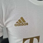 Bayern Munich 2022-2023 away shirt - Image 4