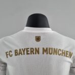 Bayern Munich 2022-2023 away shirt - Image 5