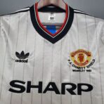 Manchester United 1982-1984 away shirt - Image 3