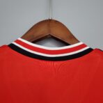 Manchester United 1985-1986 home shirt - Image 5