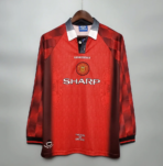 Manchester United 1996 - 1997 home long-sleeved shirt