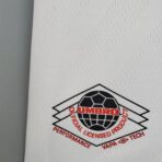 Manchester United 1996-1997 away shirt - Image 6