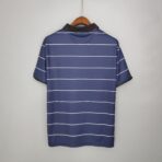 Manchester United's away shirt for the 1999-2000 season - Image 3