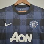 Manchester United's away shirt for the 2013-2014 season - Image 6