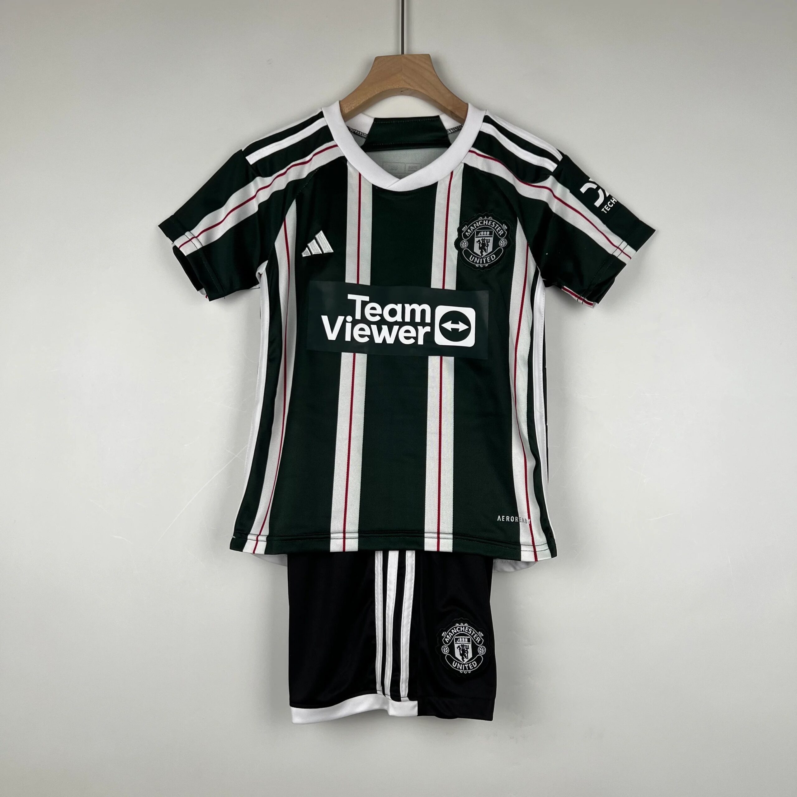 曼联 2023-2024 赛季客场儿童球衣 (5) Manchester United 2023-2024 Away Kids Shirt - Image 1