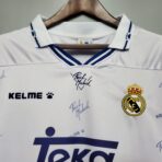 Real Madrid 1995 - 1996 home kit - Image 3