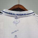 Real Madrid 1995 - 1996 home kit - Image 4