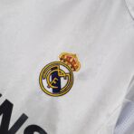 Real Madrid 2004 - 2005 home kit - Image 8