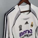 Real Madrid 2006-2007 home long-sleeved shirt - Image 3