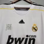 Real Madrid 2009 - 2010 home shirt - Image 3