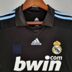 Real Madrid 2009-2010 away shirt - Image 8