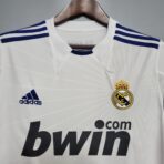 Real Madrid 2010 - 2011 home kit - Image 9