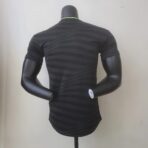 Real Madrid's third shirt for the 2022-2023 season - Image 4