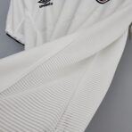 England 2000 home kit - Image 10