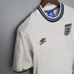 England 2000 home kit - Image 6