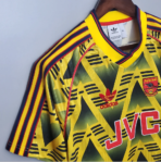 Arsenal 1991-1993 away shirt - Image 6