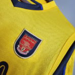 Arsenal away shirt for the 1999-2000 season - Image 4
