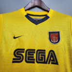 Arsenal away shirt for the 1999-2000 season - Image 5